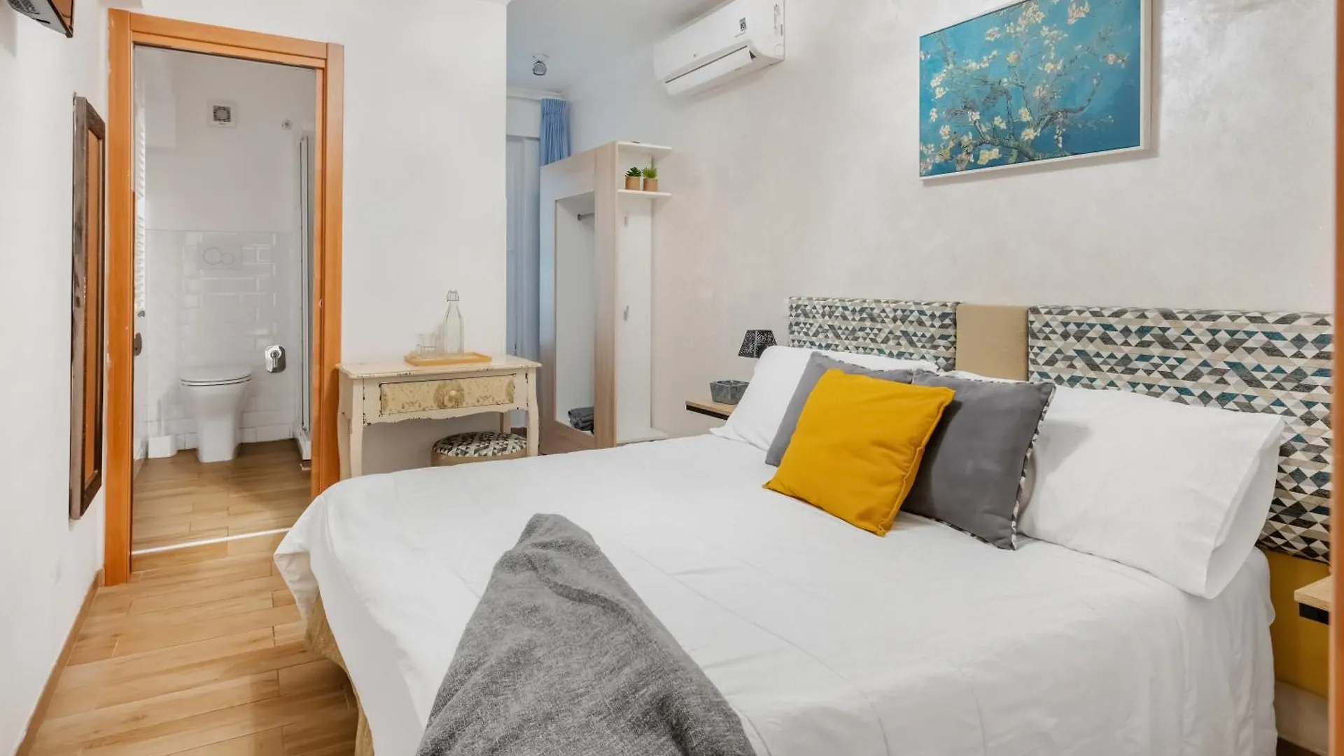 Retro Guest House Rome